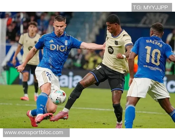 佩德里状态良好参与训练阿劳霍因伤缺席合练情况更新