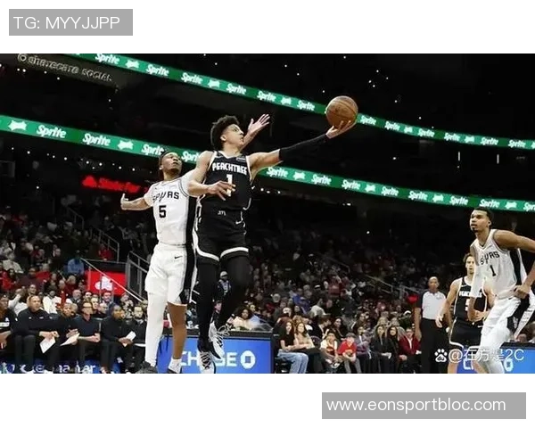 文班亚马新打法显成效全场仅9次出手却贡献全队最高5助攻