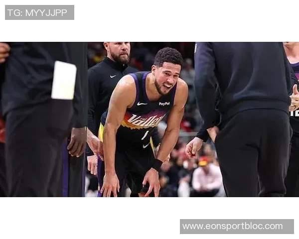 布克因左脚踝扭伤出战成疑太阳客战活塞能否迎来胜利考验