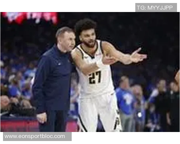 阿德尔曼赞穆雷状态出色并对其休赛期组织训练表示欣慰