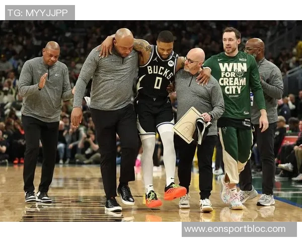 字母哥火力全开22投16中砍下37分8板7助2盖帽带队大胜正负值高达18